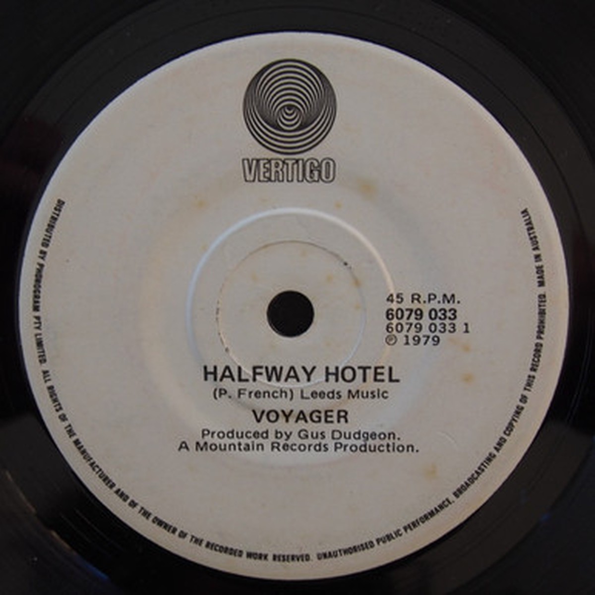 Voyager - Halfway Hotel (7" Single) - 45RPM - G+/Generic