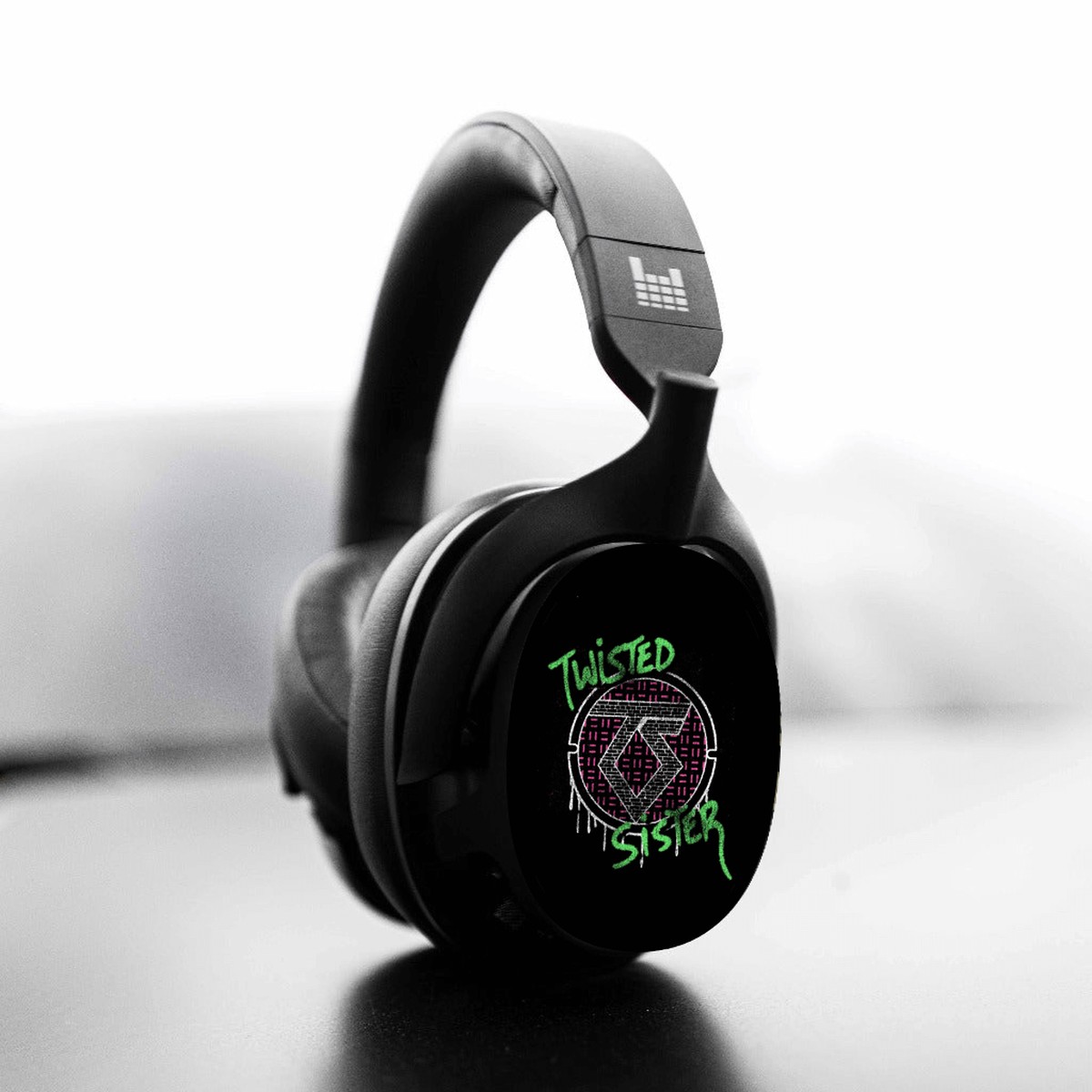 TWISTED SISTER COME OUT & PLAY EDITION HEADPHONES