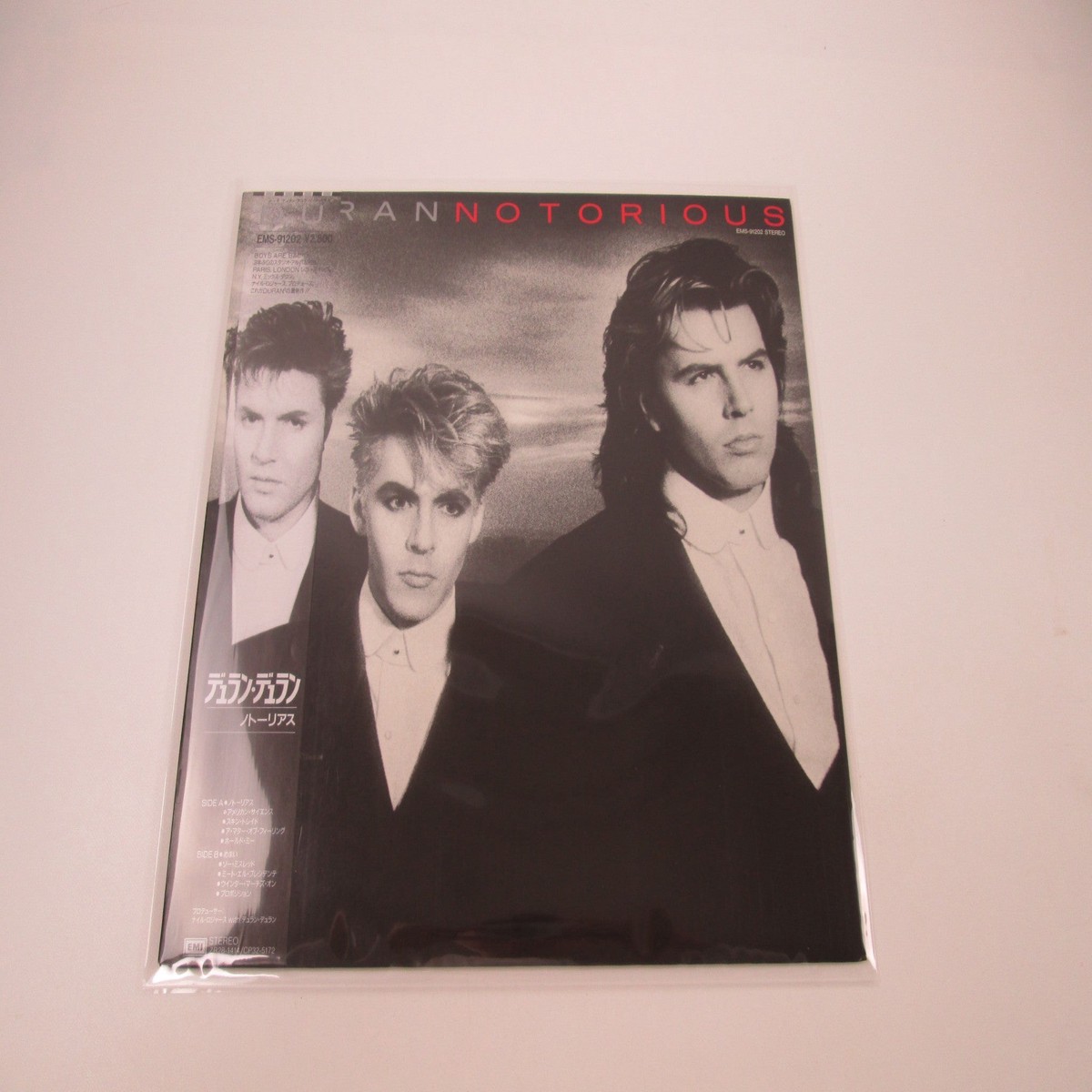 Duran Duran Notorious EMI EMS-91202 with OBI Poster Sticker Japan LP Vinyl