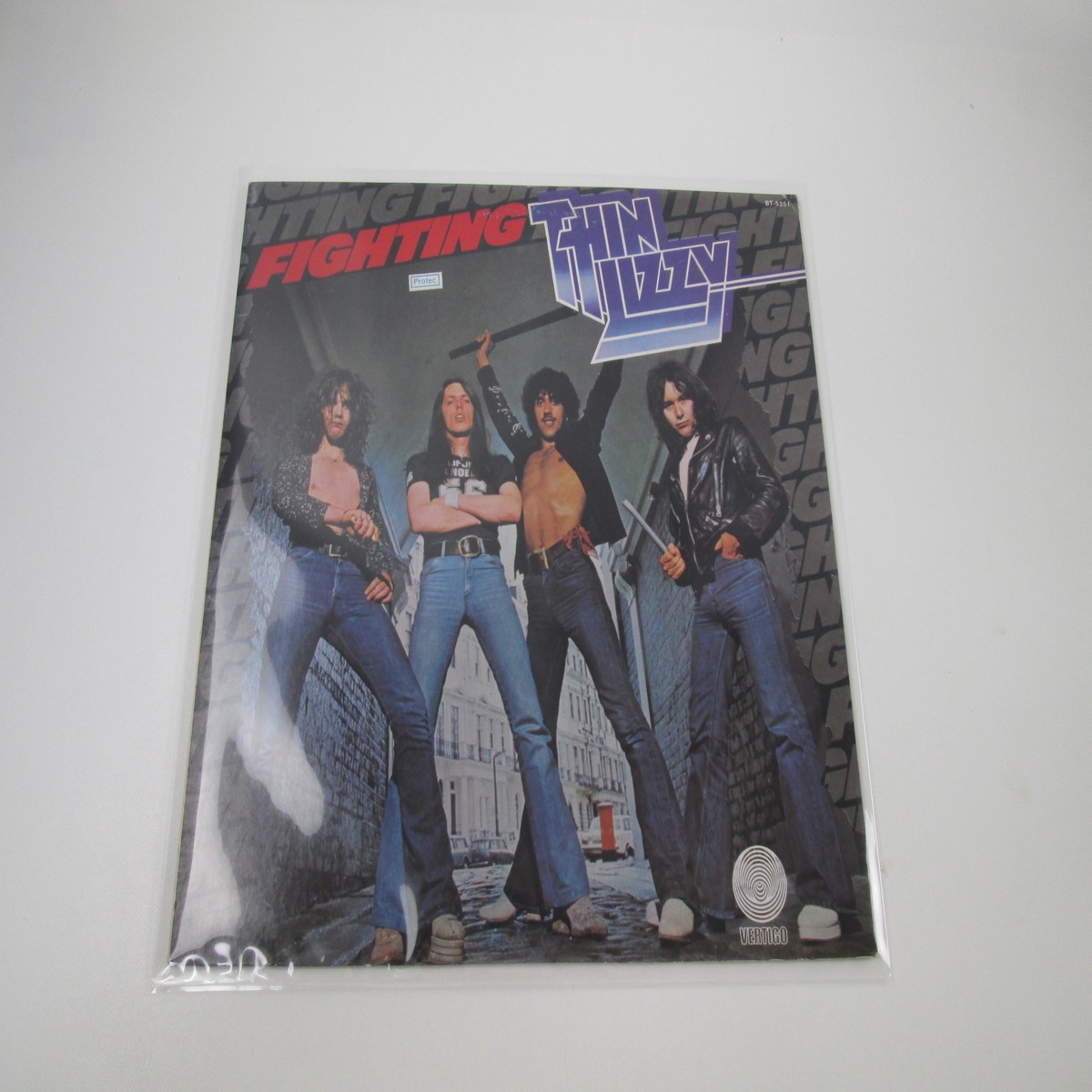 THIN LIZZY FIGHTING VERTIGO BT-5351 No OBI Japan LP Vinyl