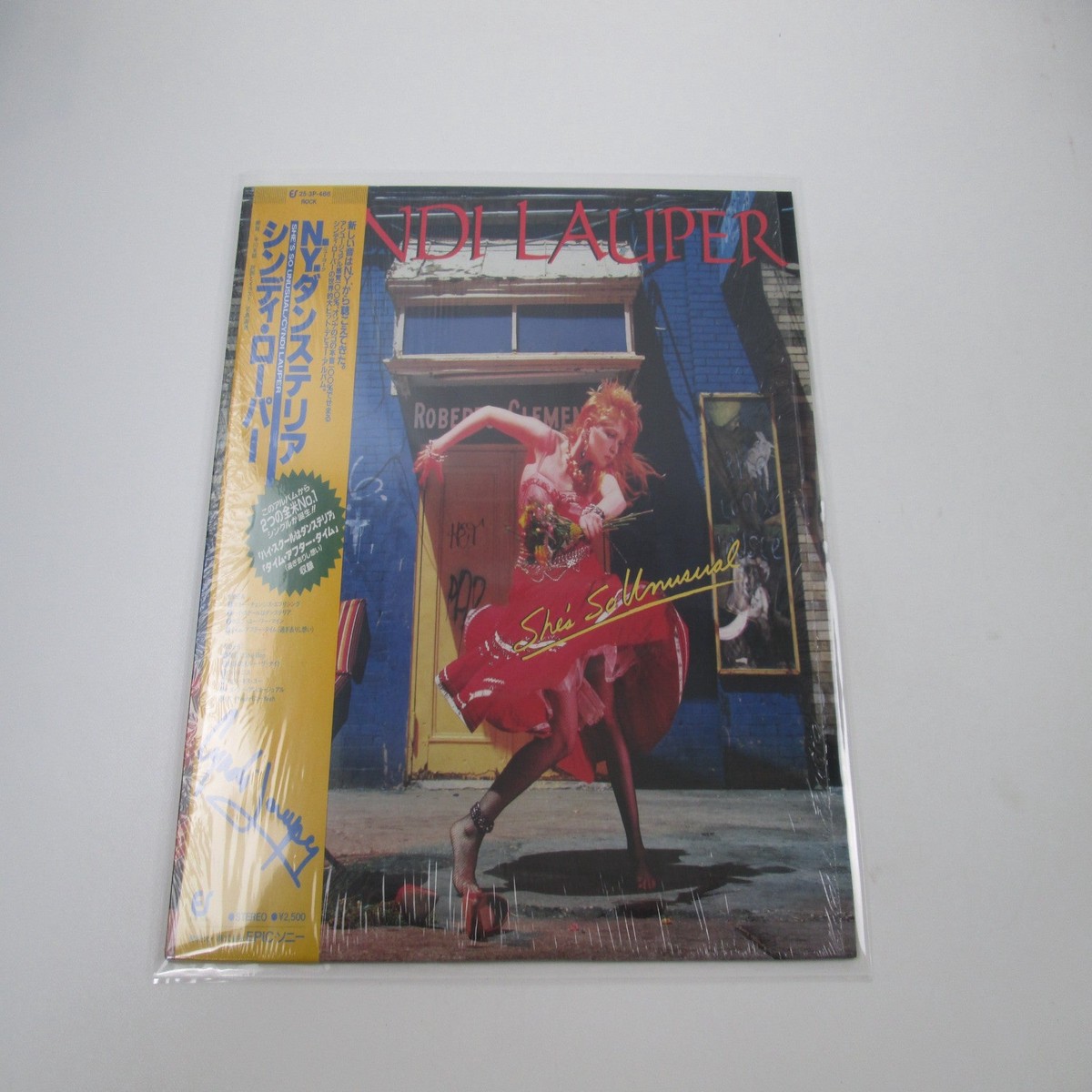 CYNDI LAUPER SHE'S SO UNUSUAL 25 3P-486 with OBI Shrink Japan LP Vinyl B