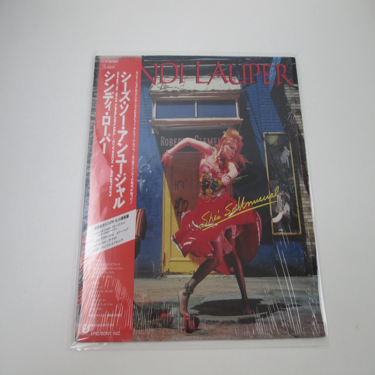 CYNDI LAUPER SHE'S SO UNUSUAL 25 3P-486 with Red OBI Japan LP Vinyl