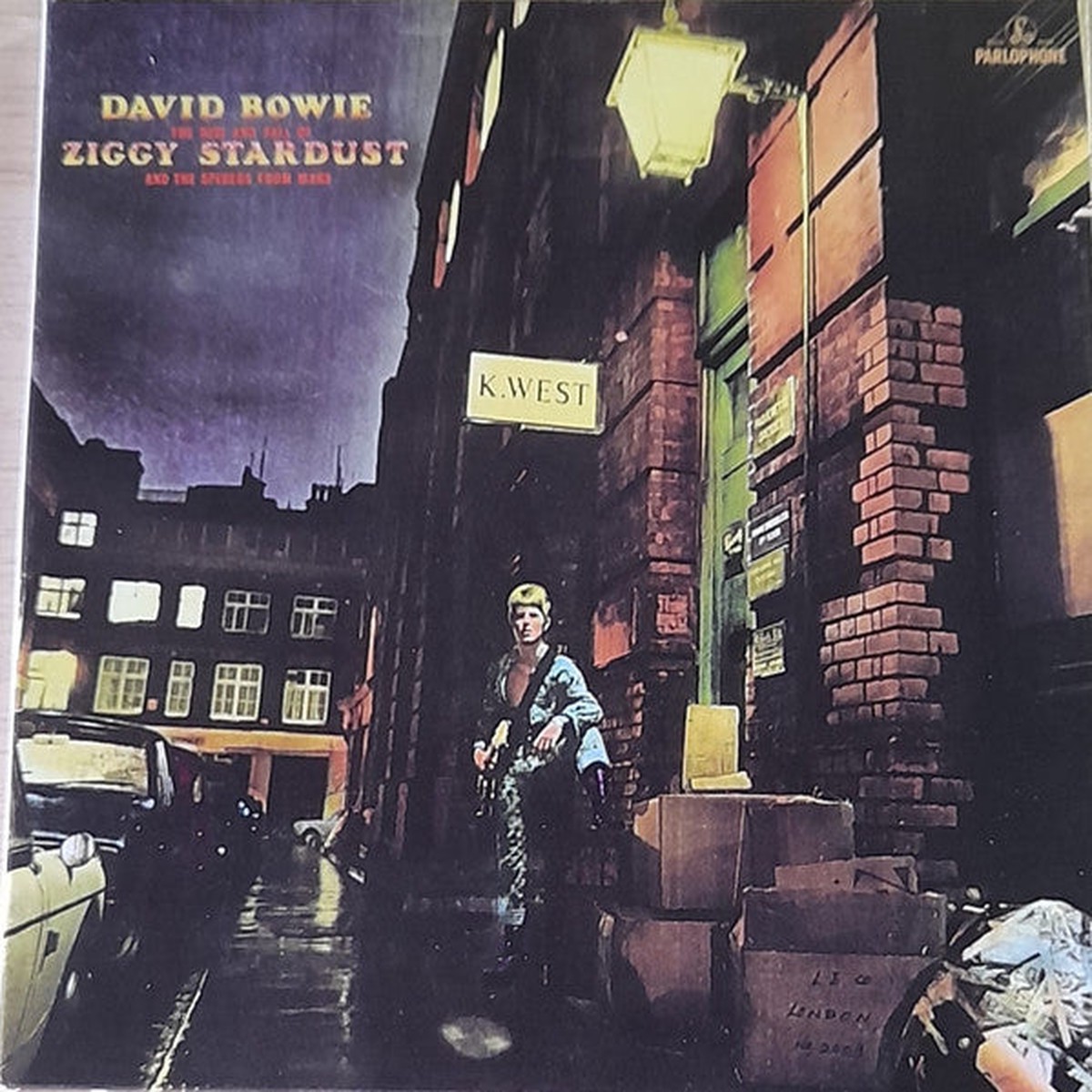 David Bowie - The Rise And Fall Of Ziggy Stardust And The Spiders From Mars